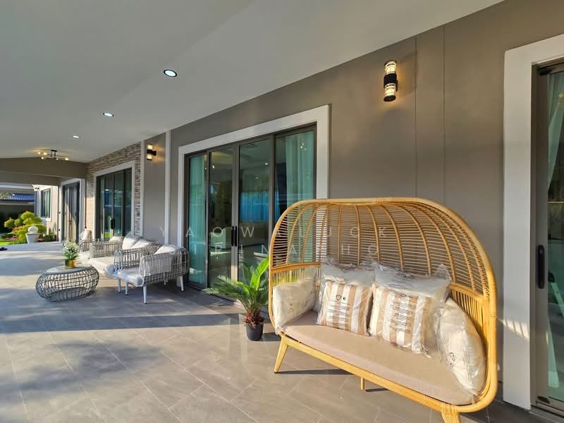 Nordic Pool Villa, Mabprachan, Pattaya, Chon Buri (Pattaya), Poong, Bang Lamung (Pattaya), Chon Buri (Pattaya), 4 Bedrooms, 270 sqm, Villa For Sale, by Yaowaluck Sirinapho, 500372771 - DDproperty.com