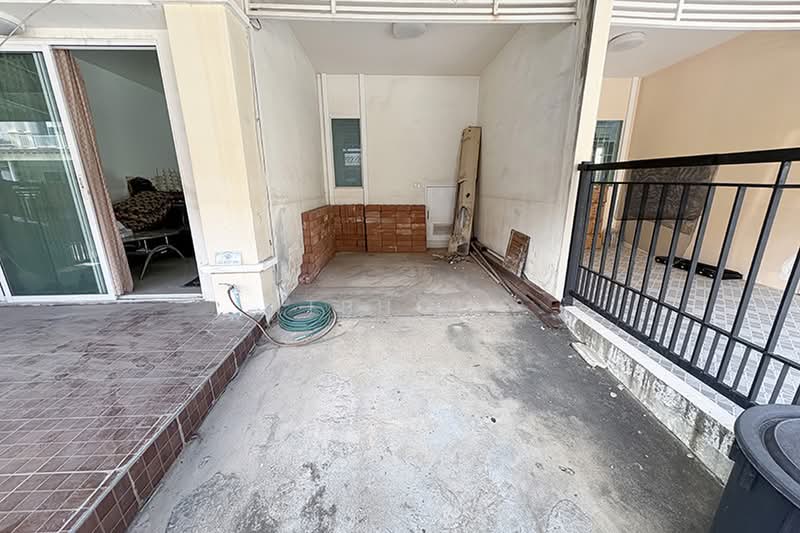 Pruksa Ville 36 Songprapa-Donmuang, Pathum Thani, Songprapha-Don Mueang Road, Lak Hok, Muang Pathum Thani, Pathum Thani, 3 Bedrooms, 130 sqm, Townhouse For Sale, by NTBHOME, 500372841 - DDproperty.com