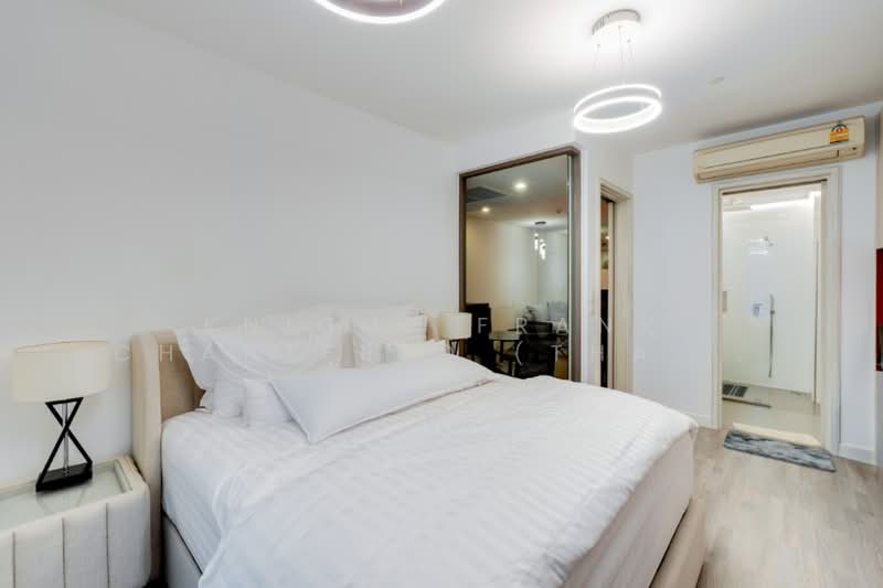 The Room Sathorn, Bangkok, 78 Pan Road, Silom, Bang Rak, Bangkok, 1 Bedroom, 50 sqm, Condo For Sale, by Knight Frank Chartered (Thailand) Co.,Ltd, 500372842 - DDproperty.com