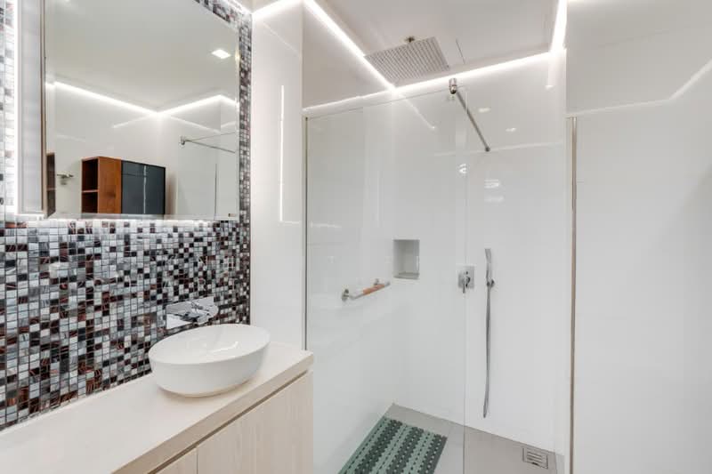 The Room Sathorn, Bangkok, 78 Pan Road, Silom, Bang Rak, Bangkok, 1 Bedroom, 50 sqm, Condo For Sale, by Knight Frank Chartered (Thailand) Co.,Ltd, 500372842 - DDproperty.com