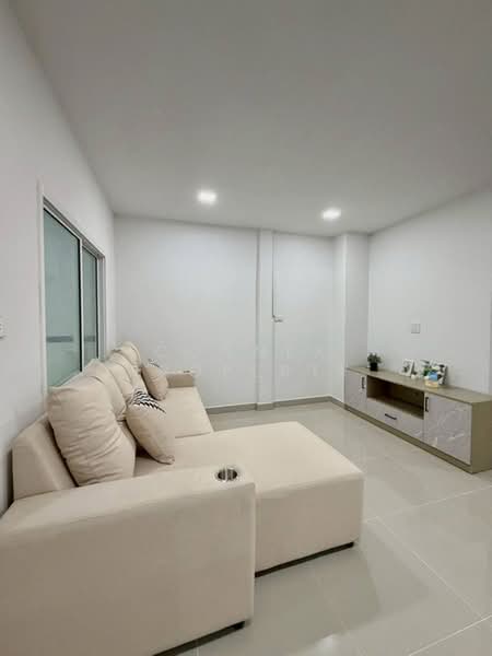 Kanmanee Housing, Nonthaburi, Bang Bua Thong, Nonthaburi, 2 Bedrooms, 110 sqm, Townhouse For Sale, by Connex Property, 500372867 - DDproperty.com