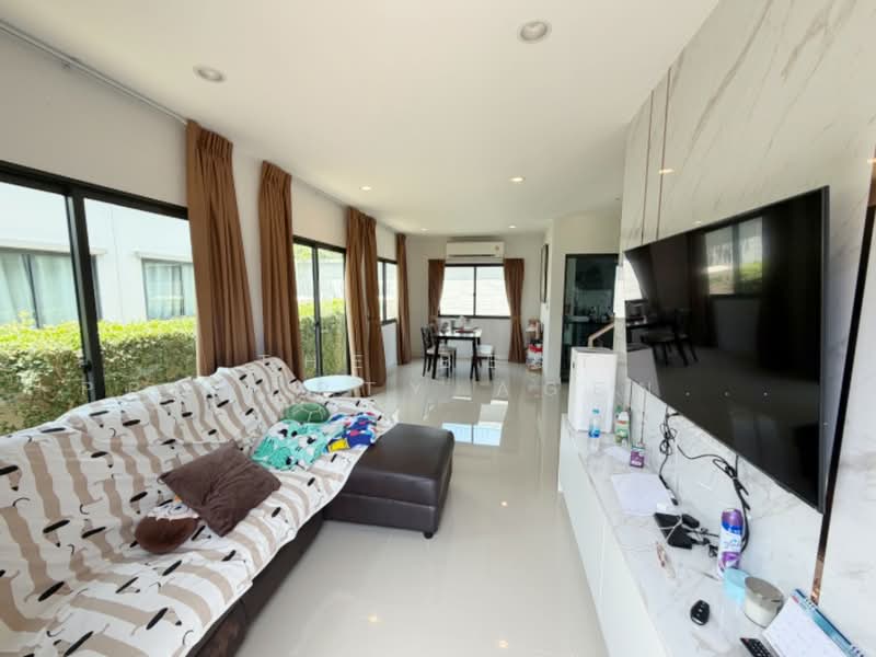 V Compound Bangna, Samut Prakan, Bang Bo - Khlong Dan Road (Bang Na-Trat Km. 26), Bang Phriang, Bang Bo, Samut Prakan, 3 Bedrooms, 147 sqm, Single Detached House For Sale, by The Best Property Agent ติ๋ว, 500372876 - DDproperty.com