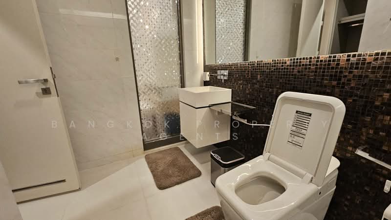 The Room Sukhumvit 69, Bangkok, 1539 Sukhumvit Road, Phra Kanong Nua, Watthana, Bangkok, 2 Bedrooms, 82 sqm, Condo For Rent, by BANGKOK PROPERTY AGENTS, 500372956 - DDproperty.com