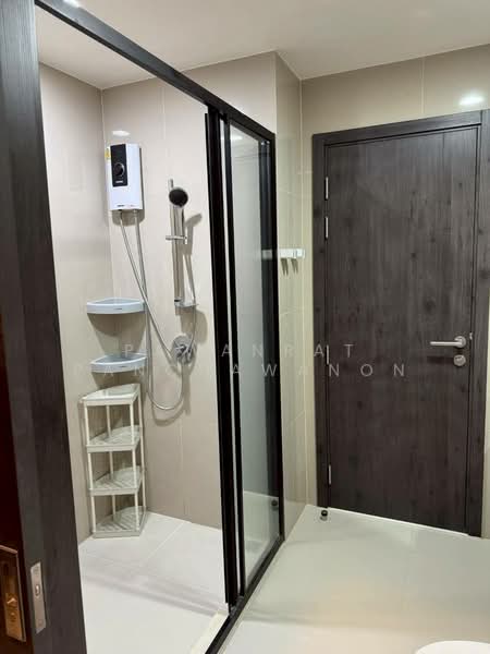 XT Huaikhwang, Bangkok, 244 Ratchadaphisek Road, Huai Khwang, Bangkok, 1 Bedroom, 35 sqm, Condo For Rent, by Pawanrat Panchawanon, 500372960 - DDproperty.com