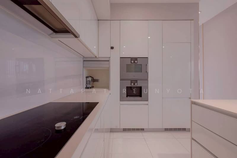 Vittorio 39, Bangkok, 8 Sukhumvit, Khlong Tan Nua, Watthana, Bangkok, 2 Bedrooms, 127 sqm, Condo For Sale, by Nattapat Reunyota, 500372979 - DDproperty.com