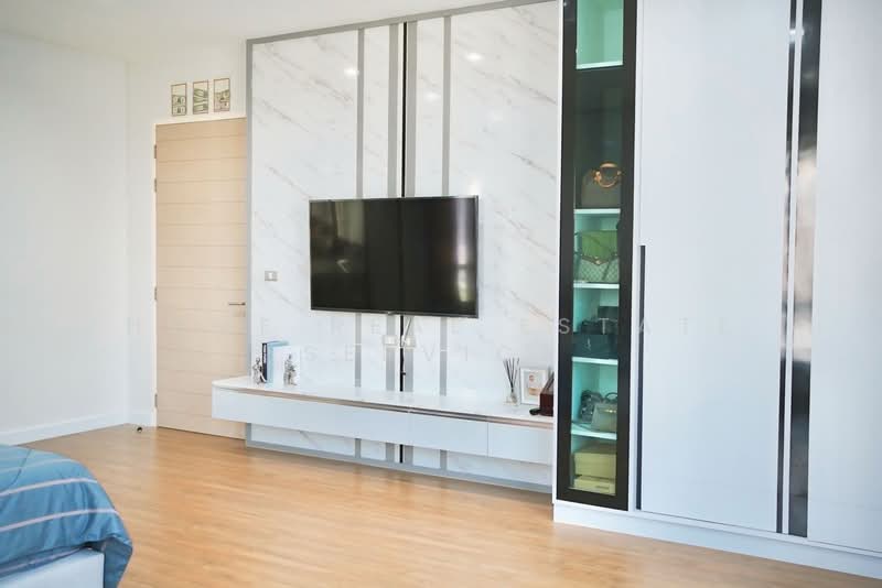 Thana Habitat Pinklao-Sirindhorn, Nonthaburi, Soi Bang Kruai-Sai Noi 26, Bang Si Thong, Bang Kruai, Nonthaburi, 4 Bedrooms, 300 sqm, Single Detached House For Sale, by HOME Real Estate Service, 500372991 - DDproperty.com