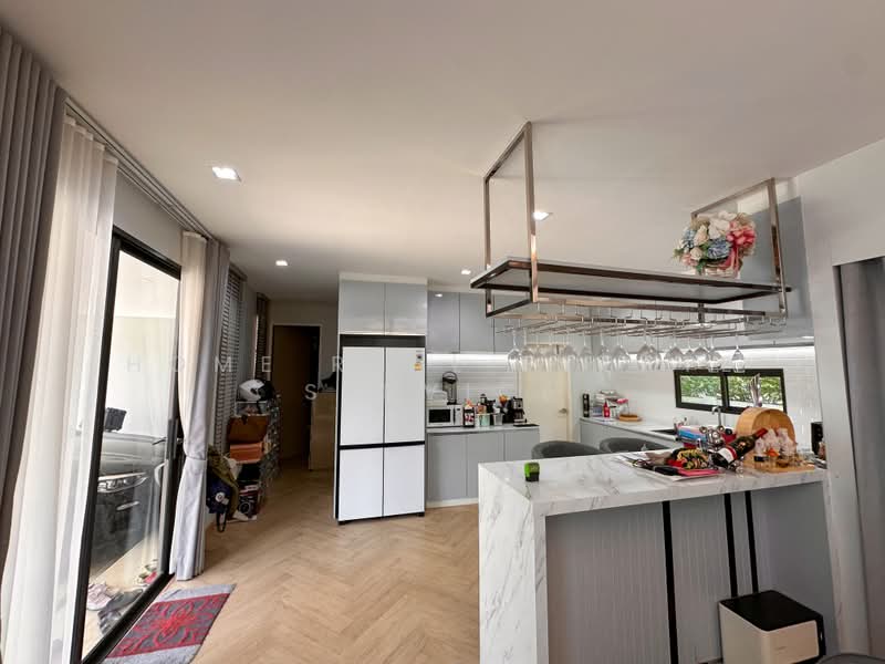 Thana Habitat Pinklao-Sirindhorn, Nonthaburi, Soi Bang Kruai-Sai Noi 26, Bang Si Thong, Bang Kruai, Nonthaburi, 4 Bedrooms, 300 sqm, Single Detached House For Sale, by HOME Real Estate Service, 500372991 - DDproperty.com