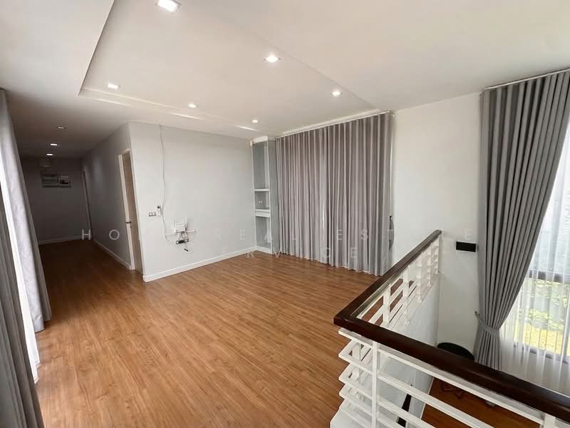 Thana Habitat Pinklao-Sirindhorn, Nonthaburi, Soi Bang Kruai-Sai Noi 26, Bang Si Thong, Bang Kruai, Nonthaburi, 4 Bedrooms, 300 sqm, Single Detached House For Sale, by HOME Real Estate Service, 500372991 - DDproperty.com