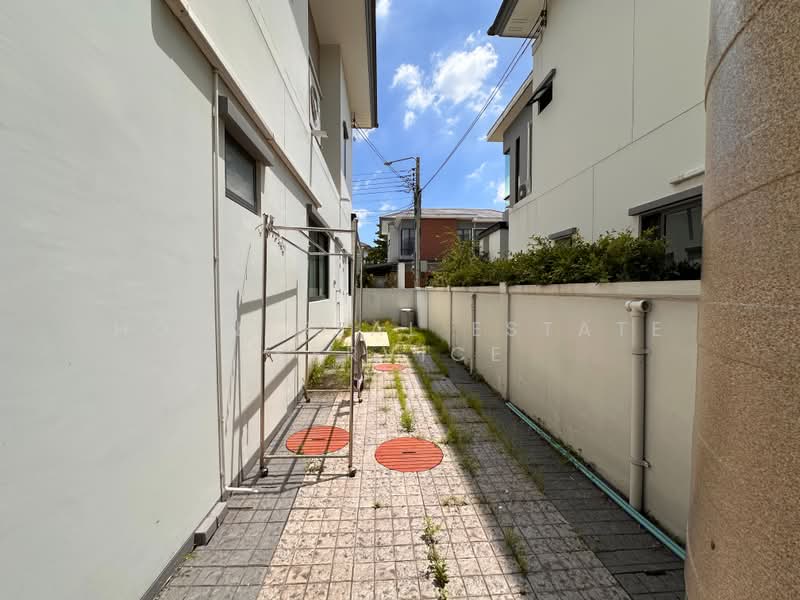Thana Habitat Pinklao-Sirindhorn, Nonthaburi, Soi Bang Kruai-Sai Noi 26, Bang Si Thong, Bang Kruai, Nonthaburi, 4 Bedrooms, 300 sqm, Single Detached House For Sale, by HOME Real Estate Service, 500372991 - DDproperty.com