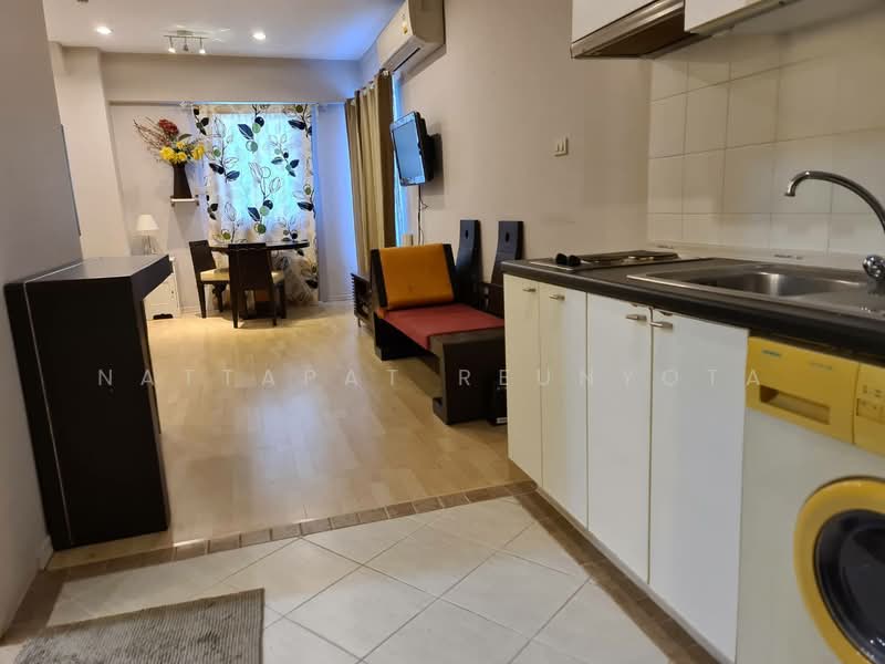 Baan Siri Sathorn, Bangkok, 10 Yen Akat 1 Alley, Thung Maha Mek, Sathon, Bangkok, 1 Bedroom, 32 sqm, Condo For Sale, by Nattapat Reunyota, 500372993 - DDproperty.com