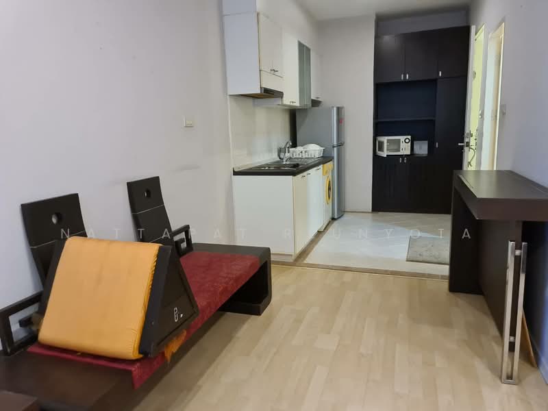 Baan Siri Sathorn, Bangkok, 10 Yen Akat 1 Alley, Thung Maha Mek, Sathon, Bangkok, 1 Bedroom, 32 sqm, Condo For Sale, by Nattapat Reunyota, 500372993 - DDproperty.com