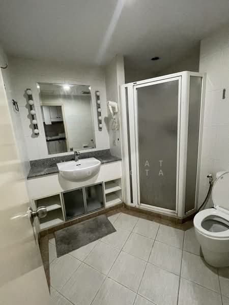 Baan Siri Sathorn : บ้านสิริ สาทร, กรุงเทพ, 10 ซอยเย็นอากาศ 1, ทุ่งมหาเมฆ, สาทร, กรุงเทพ, 32 ตร.ม., คอนโด ขาย, โดย Nattapat Reunyota, 500372993 - DDproperty.com