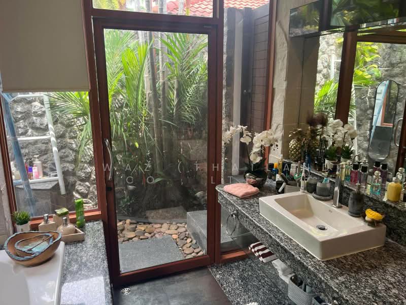 Surin Spring, Phuket, Choeng Thale, Thalang, Phuket, 3 Bedrooms, 250 sqm, Villa For Sale, by Fazwaz (Thailand) Co., Ltd., 500373008 - DDproperty.com