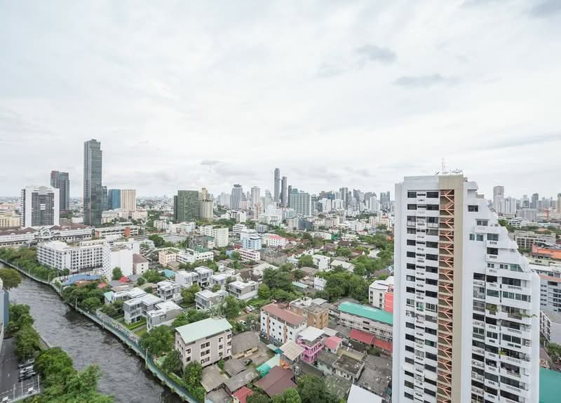 The Base Phetchaburi-Thonglor, Bangkok, Phetchaburi Rd, Bang Kapi, Huai Khwang, Bangkok, 1 Bedroom, 32 sqm, Condo For Sale, by Nattapat Reunyota, 500373025 - DDproperty.com