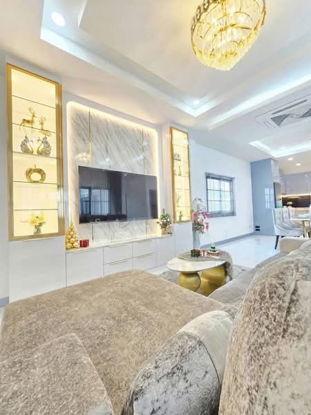 Impress House Village, Chon Buri (Pattaya), Nong Pru, Bang Lamung (Pattaya), Chon Buri (Pattaya), 5 Bedrooms, 400 sqm, Semi-Detached House (Twin House) For Sale, by Saimaii Russiphat, 500373036 - DDproperty.com