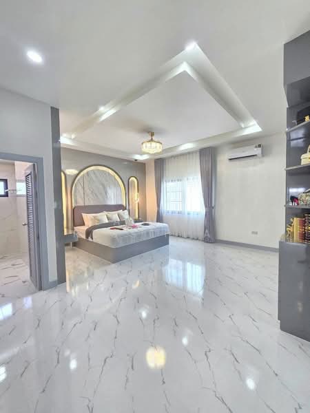 Impress House Village, Chon Buri (Pattaya), Nong Pru, Bang Lamung (Pattaya), Chon Buri (Pattaya), 5 Bedrooms, 400 sqm, Semi-Detached House (Twin House) For Sale, by Saimaii Russiphat, 500373036 - DDproperty.com