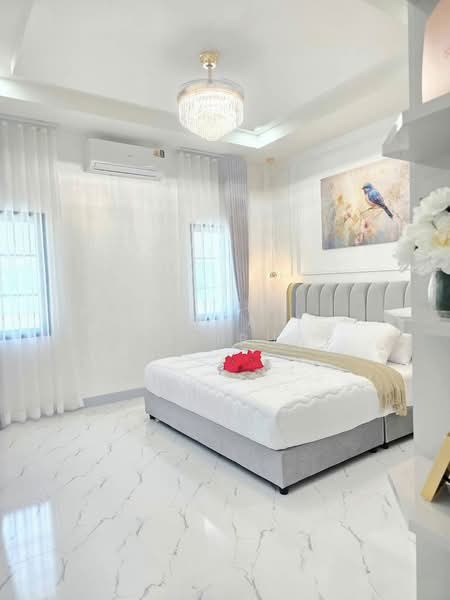 Impress House Village, Chon Buri (Pattaya), Nong Pru, Bang Lamung (Pattaya), Chon Buri (Pattaya), 5 Bedrooms, 400 sqm, Semi-Detached House (Twin House) For Sale, by Saimaii Russiphat, 500373036 - DDproperty.com