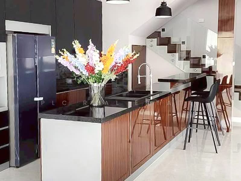Luxury Pool Villa for Sale Mabprachan East Pattaya New 2Storey, Chon Buri (Pattaya), Bang Lamung, Bang Lamung (Pattaya), Chon Buri (Pattaya), 5 Bedrooms, 408 sqm, Villa For Sale, by PLC real estate, 500373041 - DDproperty.com