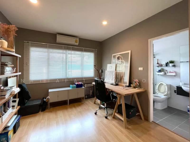 3-BR Townhouse, Bangkok, Bang Chak, Phra Khanong, Bangkok, 3 Bedrooms, 96 sqm, Townhouse For Sale, by Nattapat Reunyota, 500373046 - DDproperty.com