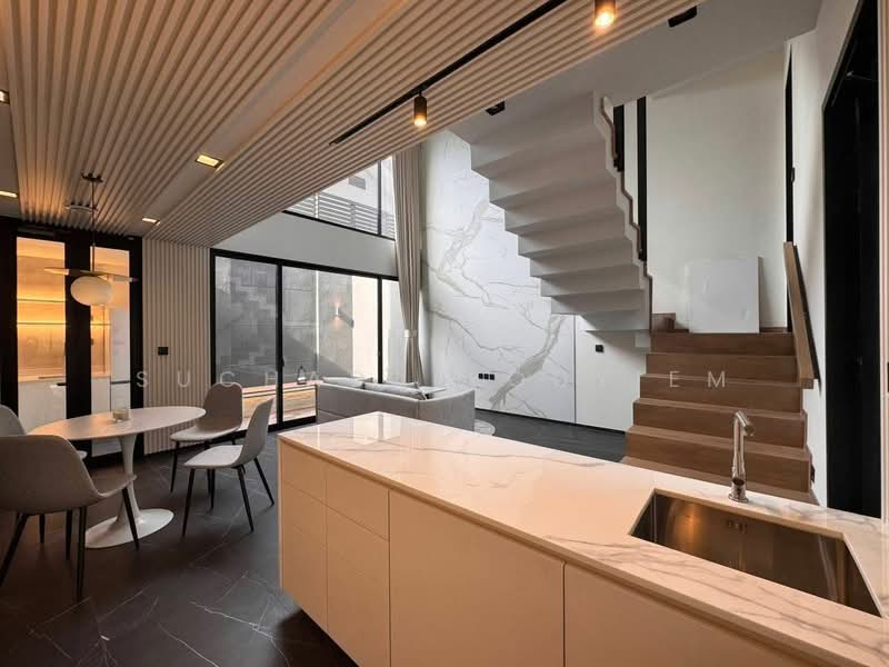 undefined, Bangkok, Samsen Nok, Huai Khwang, Bangkok, 3 Bedrooms, 228 sqm, Townhouse For Sale, by Suchada Yodyiem, 500373073 - DDproperty.com