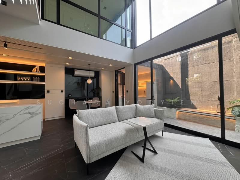 undefined, Bangkok, Samsen Nok, Huai Khwang, Bangkok, 3 Bedrooms, 228 sqm, Townhouse For Sale, by Suchada Yodyiem, 500373073 - DDproperty.com