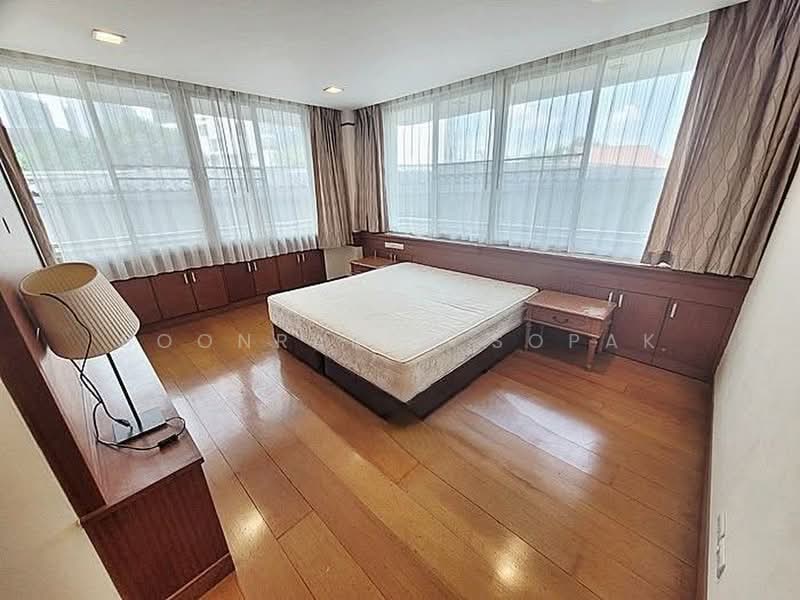 Baan Sahasthinee, Bangkok, Soi Attha Kawi 1, Khong Tan, Khlong Toei, Bangkok, 2 Bedrooms, 200 sqm, Apartment For Rent, by Boonraksa Sopak, 500373090 - DDproperty.com