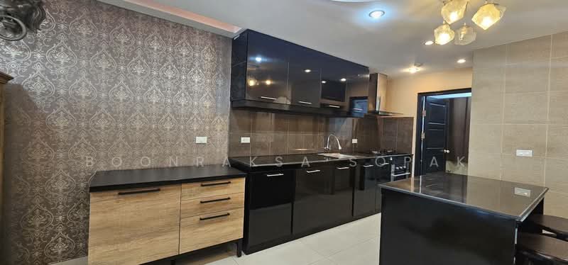 Baan Phrom Phong, Bangkok, Soi Sukhumvit 39, Khlong Tan Nua, Watthana, Bangkok, 2 Bedrooms, 128 sqm, Condo For Rent, by Boonraksa Sopak, 500373155 - DDproperty.com