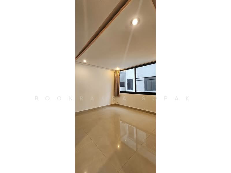 Baan Phrom Phong, Bangkok, Soi Sukhumvit 39, Khlong Tan Nua, Watthana, Bangkok, 2 Bedrooms, 128 sqm, Condo For Rent, by Boonraksa Sopak, 500373155 - DDproperty.com