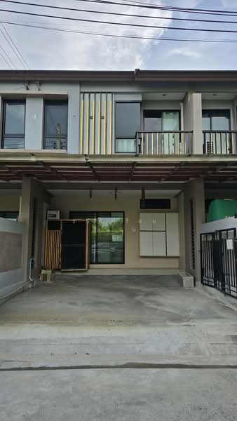 Premium Time Home Wongwaen-Onnut : พรีเมี่ยม ไทม์โฮม วงแหวน-อ่อนนุช, กรุงเทพ, ซอยกาญจนาภิเษก 44 ถนนกาญจนาภิเษก, ดอกไม้, ประเวศ, กรุงเทพ, 130 ตร.ม., ทาวน์เฮ้าส์ ให้เช่า, โดย ขวัญเรือน ดีนาน, 500373163 - DDproperty.com