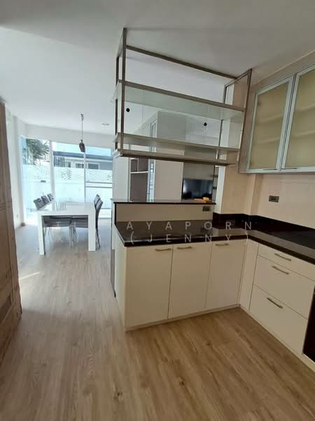 Villa Arcadia Srinakarin : วิลล่า อะคาเดีย ศรีนครินทร์, สมุทรปราการ, ซอย หมู่บ้านวิลล่าอะคาเดียศรีนครินทร์, บางแก้ว, บางพลี, สมุทรปราการ, 200 ตร.ม., บ้านเดี่ยว ให้เช่า, โดย Tittayaporn Kim (Jenny), 500373167 - DDproperty.com