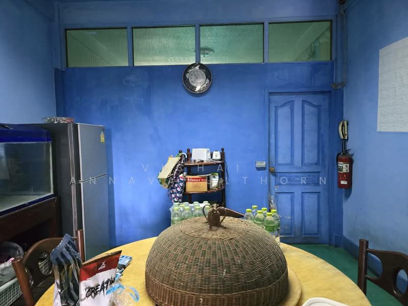 3 Shophouse for rent in Rama 4 area, Bangkok., Bangkok, Thung Maha Mek, Sathon, Bangkok, , 160 sqm, Shophouse For Rent, by Vichai Annavakulthorn, 500373192 - DDproperty.com