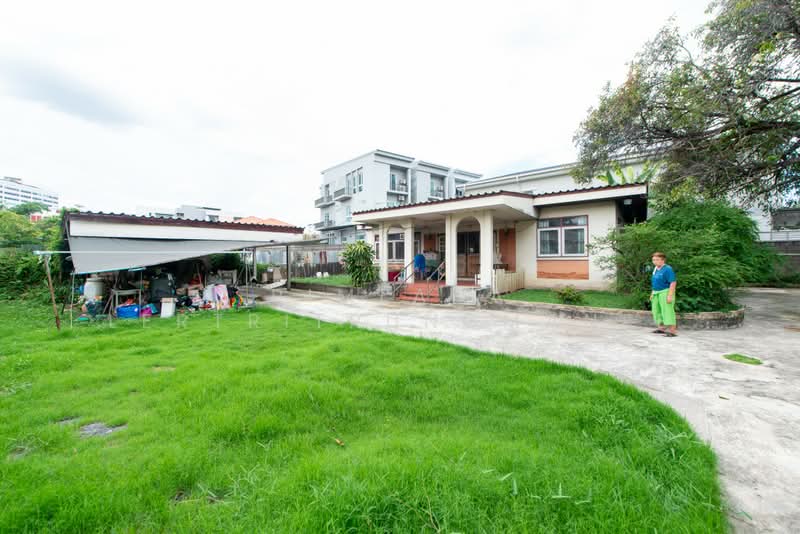 บ้านพร้อมที่ดิน ลาดพร้าว 48, Bangkok, Bang Sue, Bangkok, 3 Bedrooms, 108 sqm, Single Detached House For Sale, by Pimlada Lertritrungmanee, 500373197 - DDproperty.com