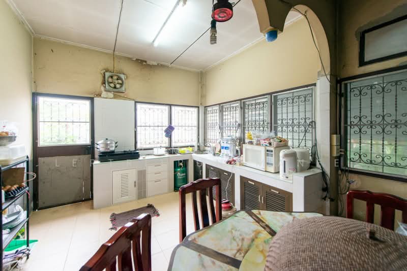 บ้านพร้อมที่ดิน ลาดพร้าว 48, กรุงเทพ, บางซื่อ, กรุงเทพ, 108 ตร.ม., บ้านเดี่ยว ขาย, โดย Pimlada Lertritrungmanee, 500373197 - DDproperty.com