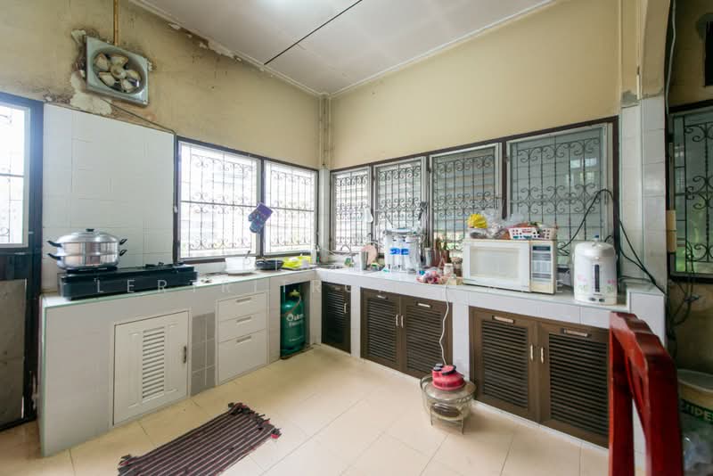 บ้านพร้อมที่ดิน ลาดพร้าว 48, Bangkok, Bang Sue, Bangkok, 3 Bedrooms, 108 sqm, Single Detached House For Sale, by Pimlada Lertritrungmanee, 500373197 - DDproperty.com