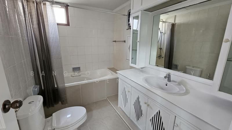 Charan Tower Residences by Aspira, Bangkok, 19 Soi Sukhumvit 43, Khlong Tan Nua, Watthana, Bangkok, 4 Bedrooms, 320 sqm, Condo For Rent, by BANGKOK PROPERTY AGENTS, 500373200 - DDproperty.com