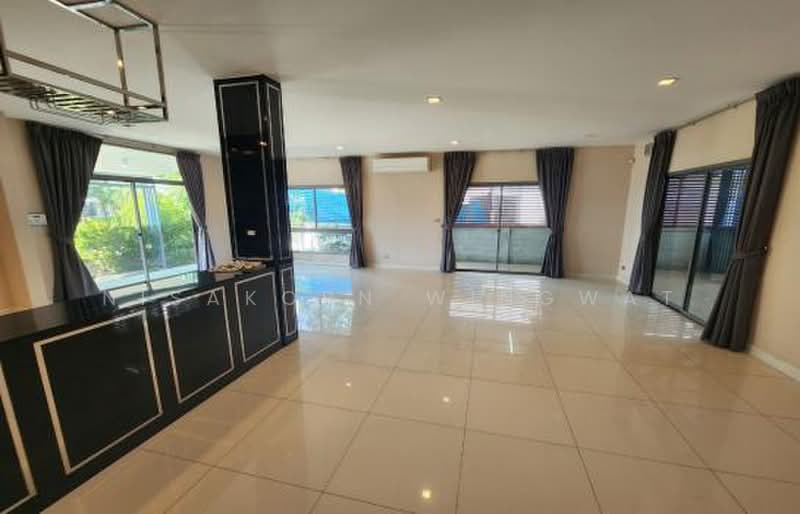 3-BR House, Bangkok, Hua Mak, Bang Kapi, Bangkok, 3 Bedrooms, 263 sqm, Single Detached House For Rent, by Nisakorn Wingwat, 500373217 - DDproperty.com