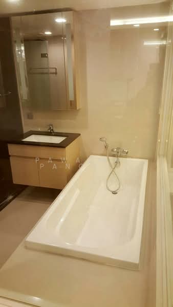 Via BOTANI, Bangkok, 36 Soi Sukhumvit 47, Sukhumvit Road, Khlong Tan Nua, Watthana, Bangkok, 1 Bedroom, 52 sqm, Condo For Rent, by Pawanrat Panchawanon, 500373220 - DDproperty.com
