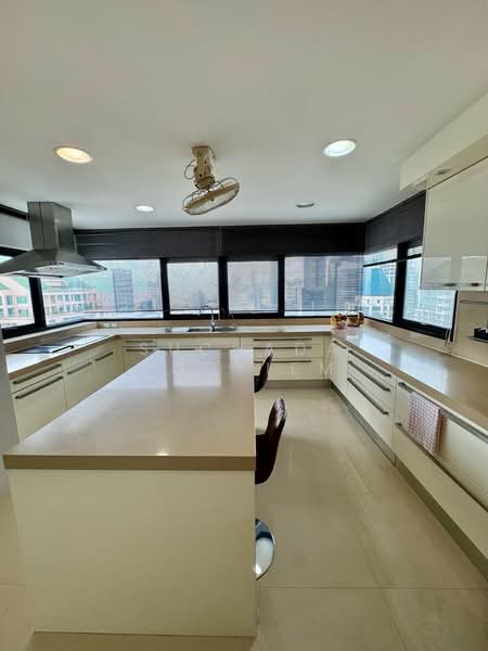 Sathorn Gardens, Bangkok, 39 South Sathorn Road, Thung Maha Mek, Sathon, Bangkok, 5 Bedrooms, 440 sqm, Condo For Sale, by Suchada Yodyiem, 500373225 - DDproperty.com