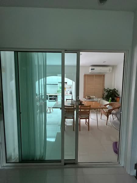 Cher Wongwaen-Sathorn, Bangkok, Soi 001 Kanchanaphisek 10, Kanchanaphisek Road, Bang Khae, Bang Khae, Bangkok, 3 Bedrooms, 250 sqm, Townhouse For Rent, by Nisakorn Wingwat, 500373233 - DDproperty.com