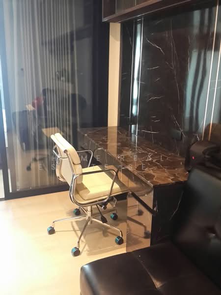Life Asoke, Bangkok, Asoke-Dindang Road, Bang Kapi, Huai Khwang, Bangkok, 1 Bedroom, 35 sqm, Condo For Sale, by HOME Real Estate Service, 500373248 - DDproperty.com