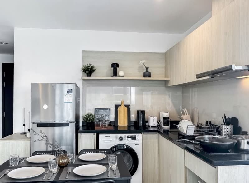 Rhythm Sathorn-Narathiwas, Bangkok, 651 Naradhiwas Rajanagarindra Road, Thung Maha Mek, Sathon, Bangkok, 2 Bedrooms, 62 sqm, Condo For Rent, by Pawanrat Panchawanon, 500373267 - DDproperty.com