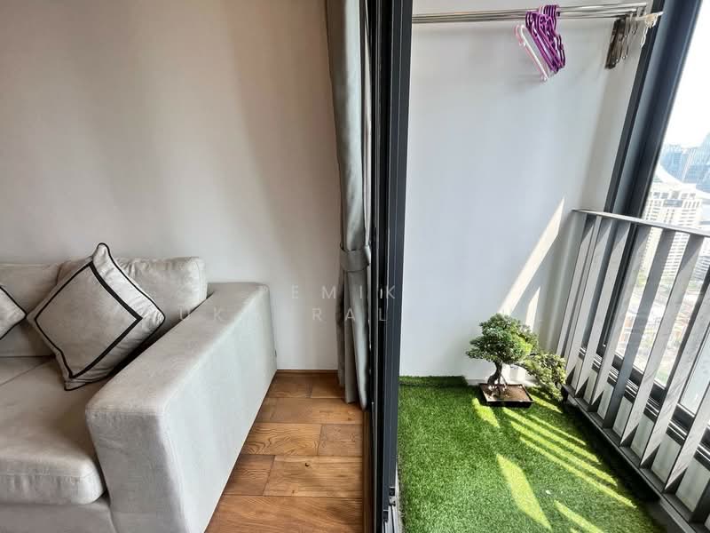 Q Chidlom-Phetchaburi, Bangkok, 1088 Phetchaburi Road, Makkasan, Ratchathewi, Bangkok, 2 Bedrooms, 65 sqm, Condo For Sale, by Pemika Aukkaraleekul, 500373361 - DDproperty.com