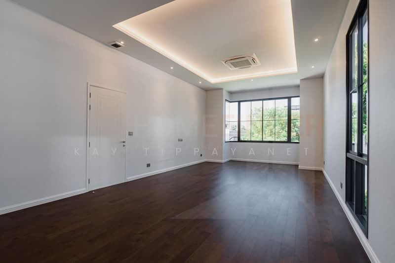 Narasiri Victoire Krungthep Kreetha, Bangkok, Hua Mak, Bang Kapi, Bangkok, 4 Bedrooms, 453 sqm, Single Detached House For Sale, by Kay Tippayanet, 500373436 - DDproperty.com