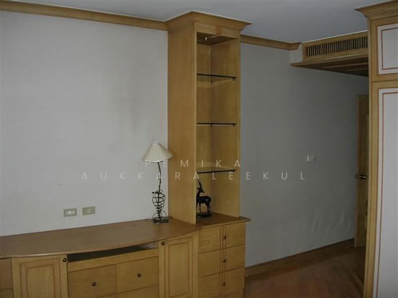Las Colinas, Bangkok, Sukhumvit 21 Road, Khlongtoei Nua, Watthana, Bangkok, 2 Bedrooms, 141 sqm, Condo For Sale, by Pemika Aukkaraleekul, 500373474 - DDproperty.com