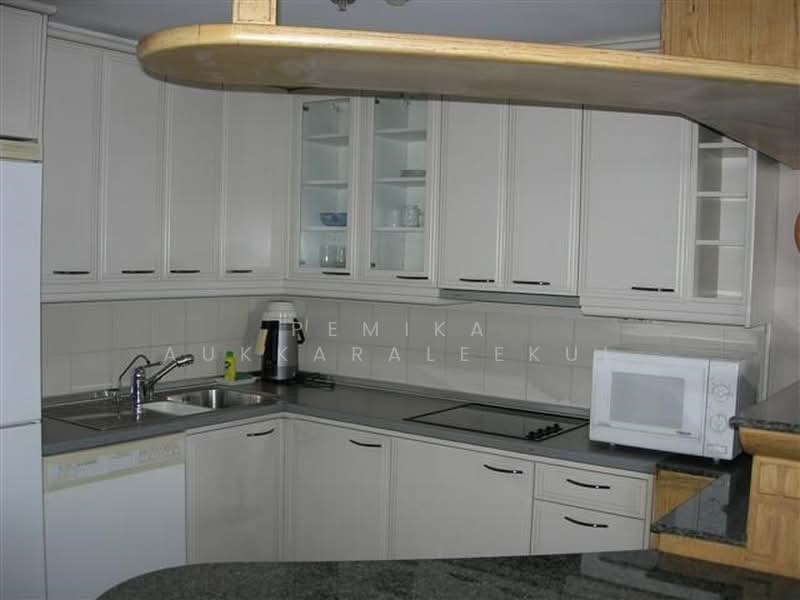 Las Colinas, Bangkok, Sukhumvit 21 Road, Khlongtoei Nua, Watthana, Bangkok, 2 Bedrooms, 141 sqm, Condo For Sale, by Pemika Aukkaraleekul, 500373474 - DDproperty.com