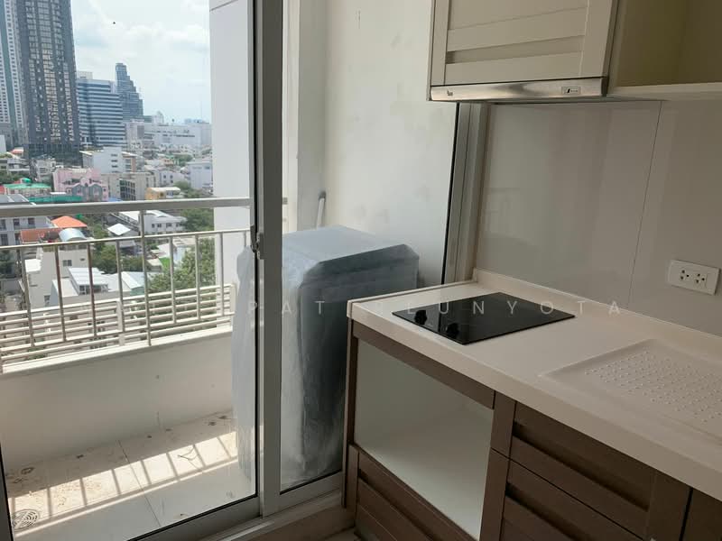 Ivy Sathorn 10 : ไอวี่ สาทร 10, กรุงเทพ, 88 ซอยสาทร 12 ถนนสาทร, สีลม, บางรัก, กรุงเทพ, 33 ตร.ม., คอนโด ขาย, โดย Nattapat Reunyota, 500373496 - DDproperty.com