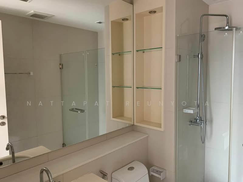Ivy Sathorn 10, Bangkok, 88 Soi Sathorn 12, Sathorn Road, Silom, Bang Rak, Bangkok, 1 Bedroom, 33 sqm, Condo For Sale, by Nattapat Reunyota, 500373496 - DDproperty.com