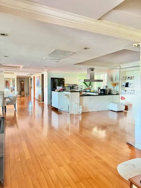 Silver Heritage, Bangkok, 96 Soi Sukhumvit 38, Phra Kanong, Khlong Toei, Bangkok, 4 Bedrooms, 502 sqm, Condo For Sale, by Suchada Yodyiem, 500373497 - DDproperty.com