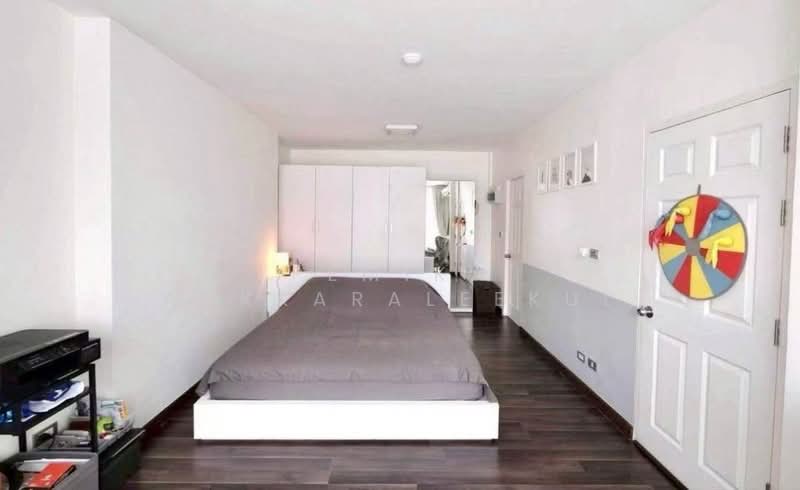 Garden Asoke-Rama 9, Bangkok, Chaturathit Road, Bang Kapi, Huai Khwang, Bangkok, 2 Bedrooms, 79 sqm, Condo For Sale, by Pemika Aukkaraleekul, 500373512 - DDproperty.com