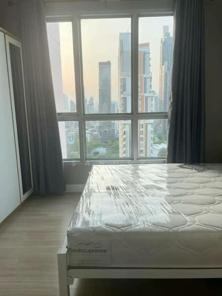 Life @ Sathorn 10, Bangkok, 48 Soi Sathorn 10, Sathorn Road, Silom, Bang Rak, Bangkok, 1 Bedroom, 39 sqm, Condo For Rent, by Sandly, 500373518 - DDproperty.com